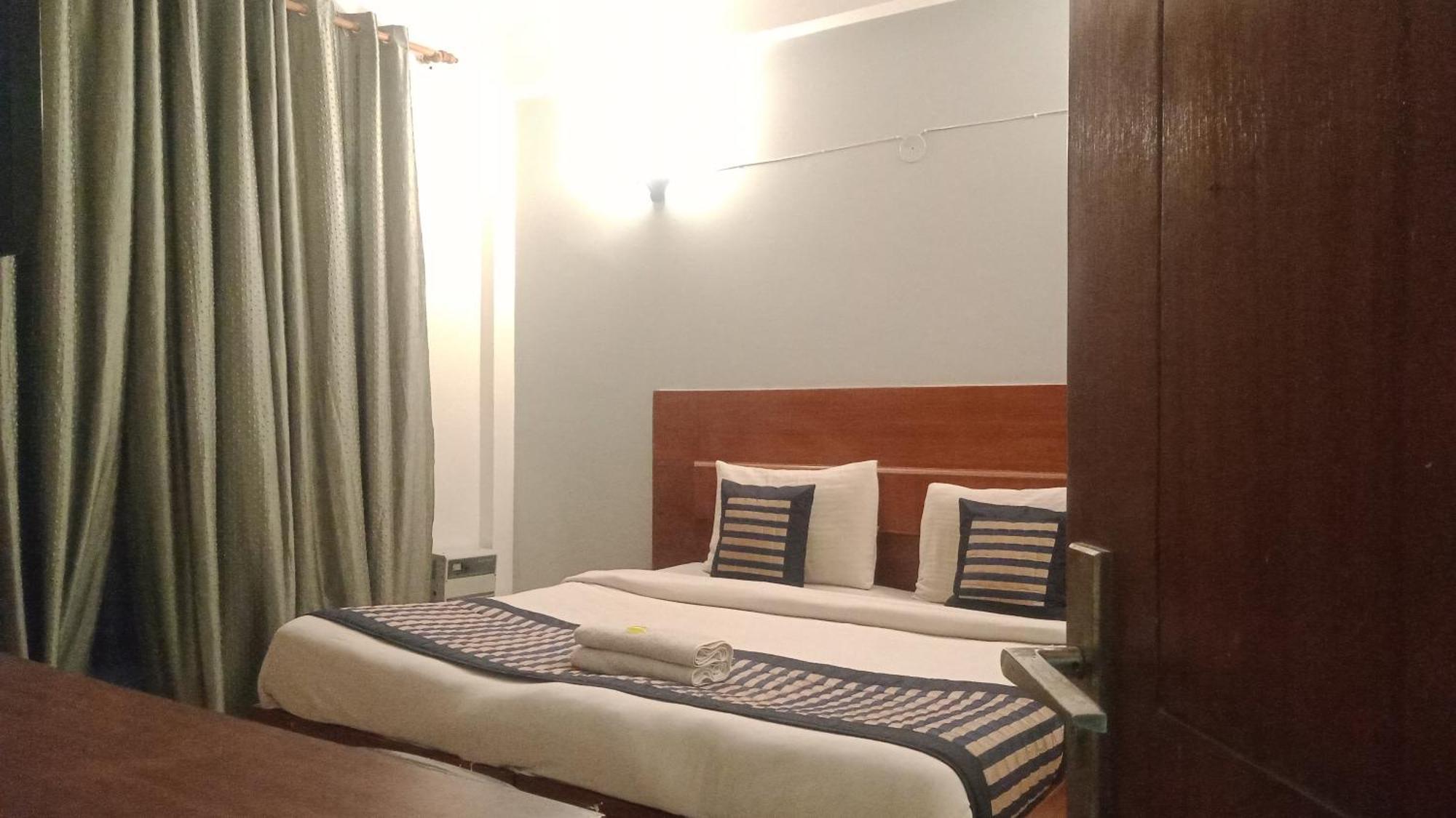Hotel Ashvins Palace Gurgaon Cameră foto