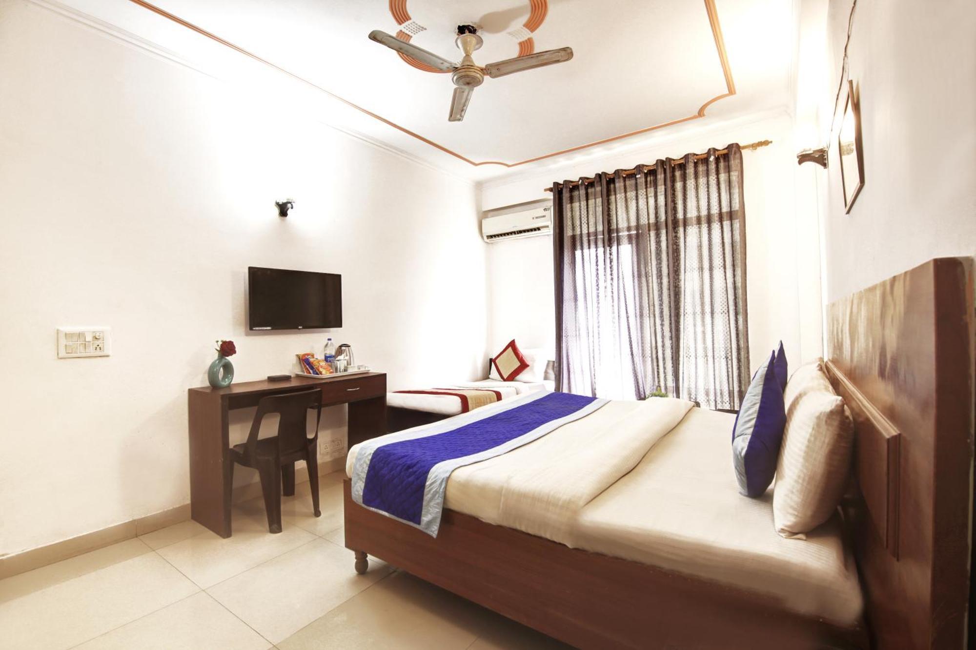 Hotel Ashvins Palace Gurgaon Exterior foto