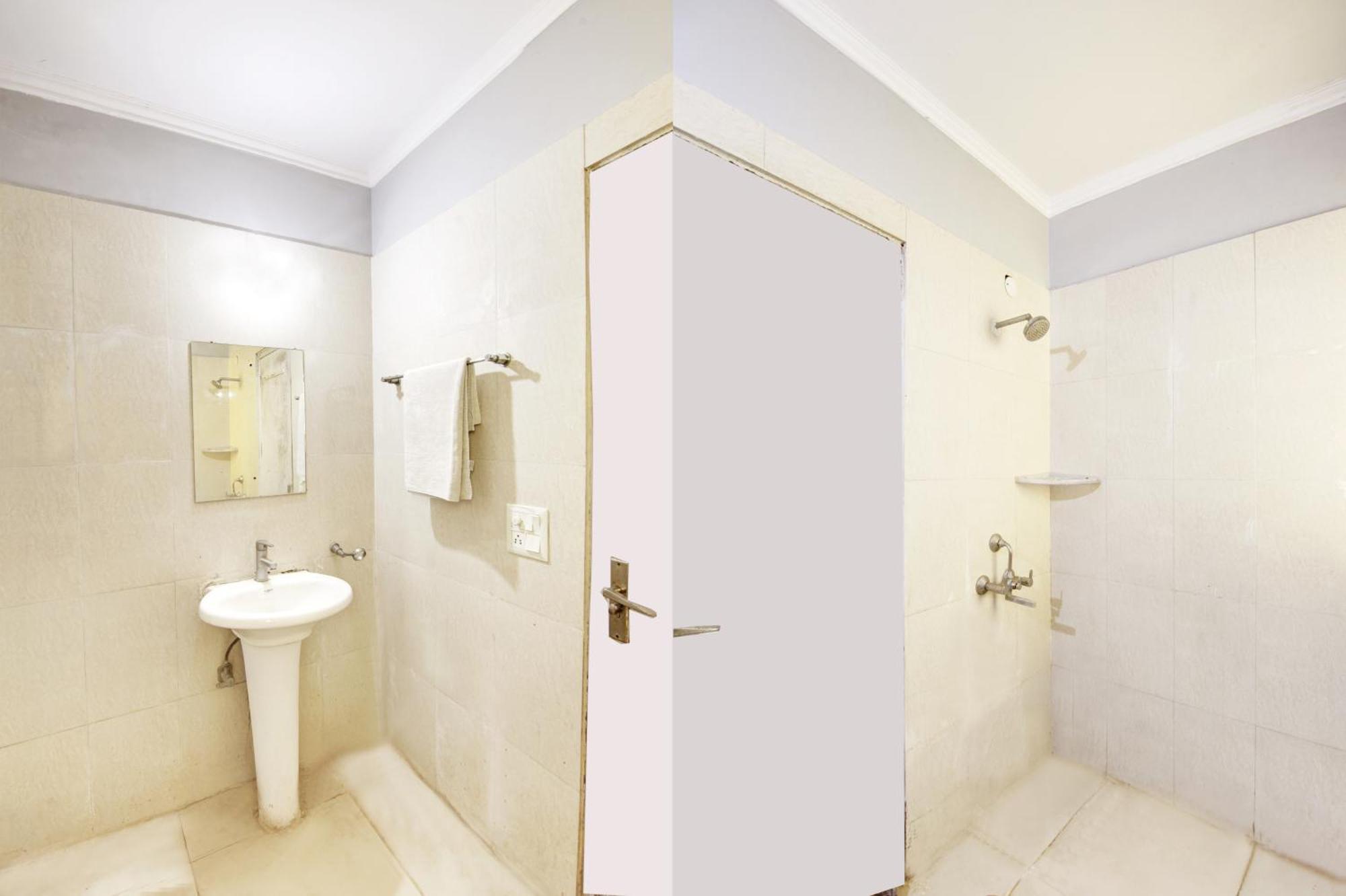 Hotel Ashvins Palace Gurgaon Exterior foto