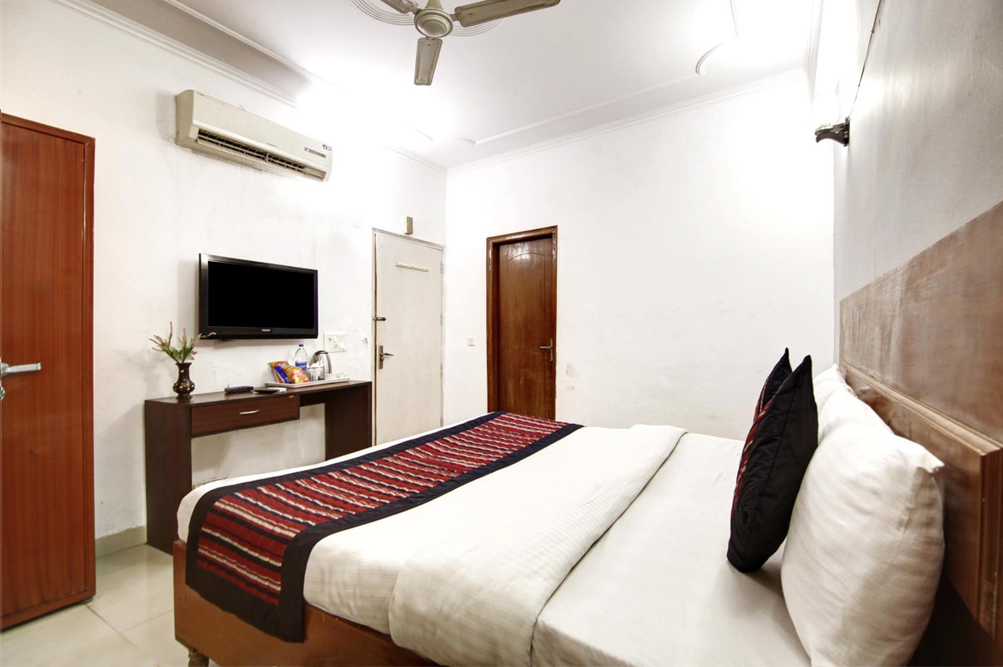 Hotel Ashvins Palace Gurgaon Exterior foto