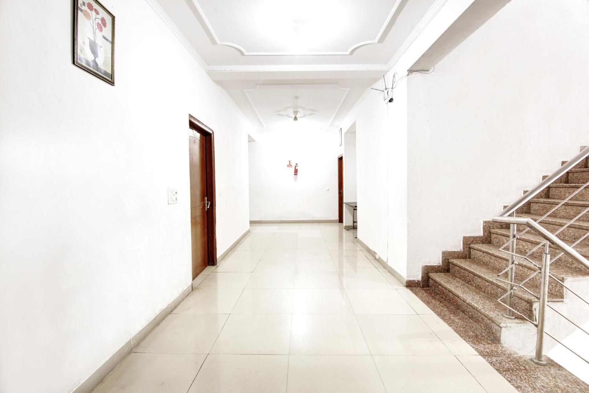 Hotel Ashvins Palace Gurgaon Exterior foto