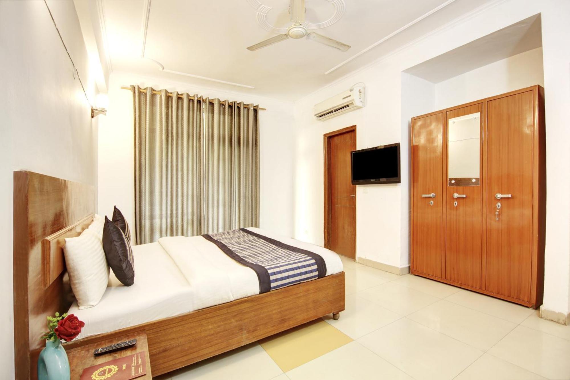 Hotel Ashvins Palace Gurgaon Exterior foto