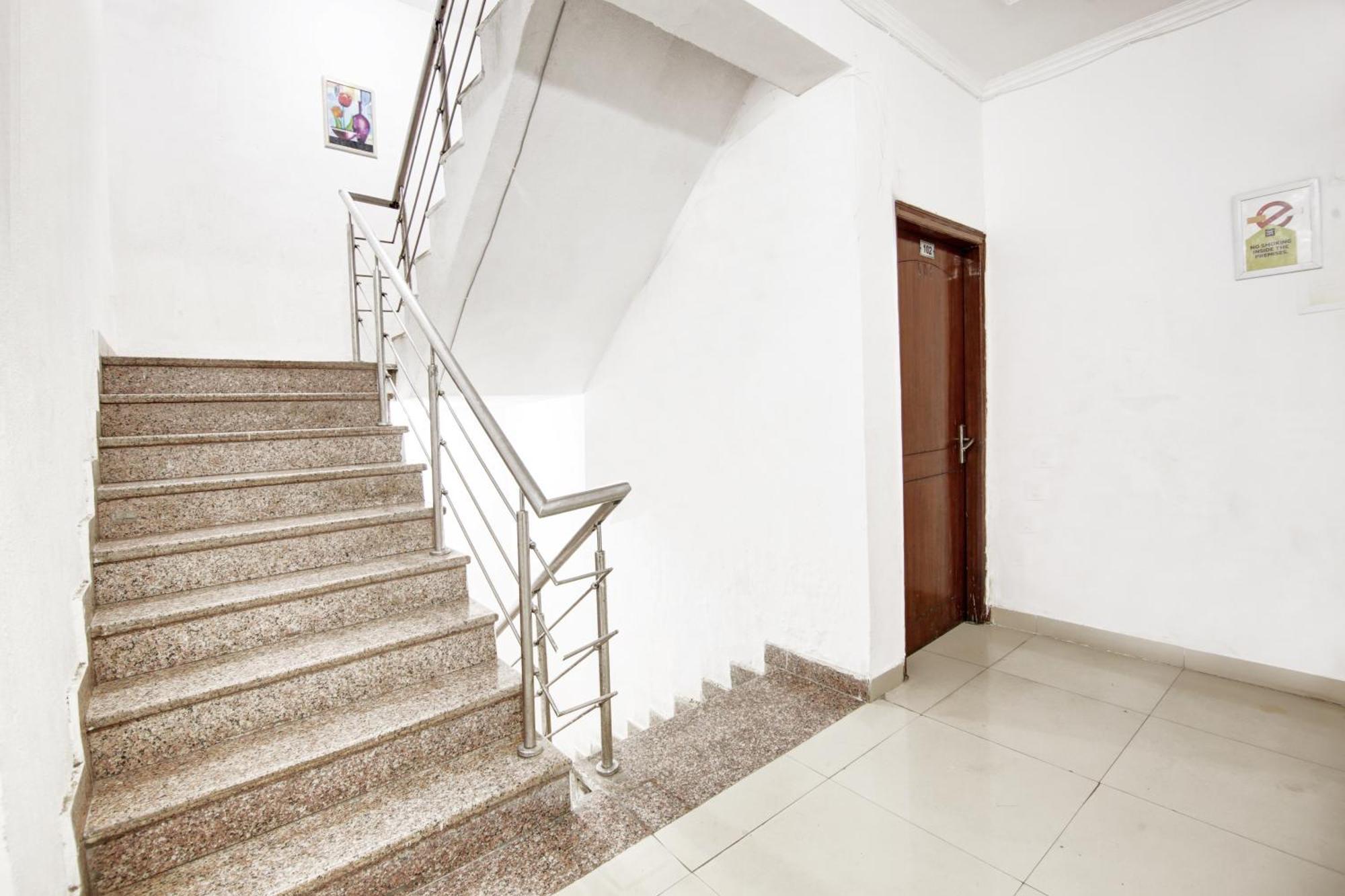 Hotel Ashvins Palace Gurgaon Exterior foto