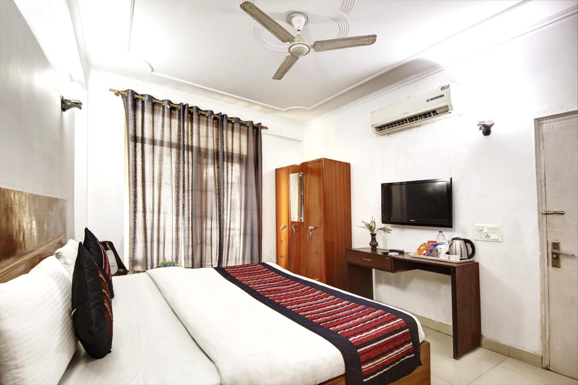 Hotel Ashvins Palace Gurgaon Exterior foto